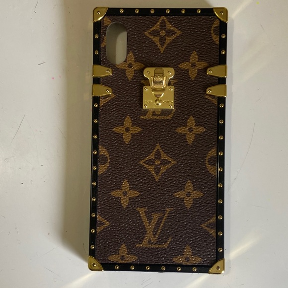 Luxury Brown and Gold Phone Case - Picture 1 of 6